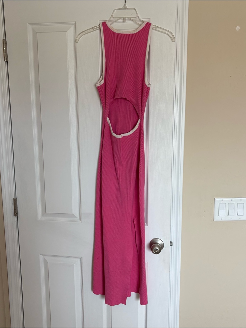 Sleeveless Pink Cutout Midi Dress